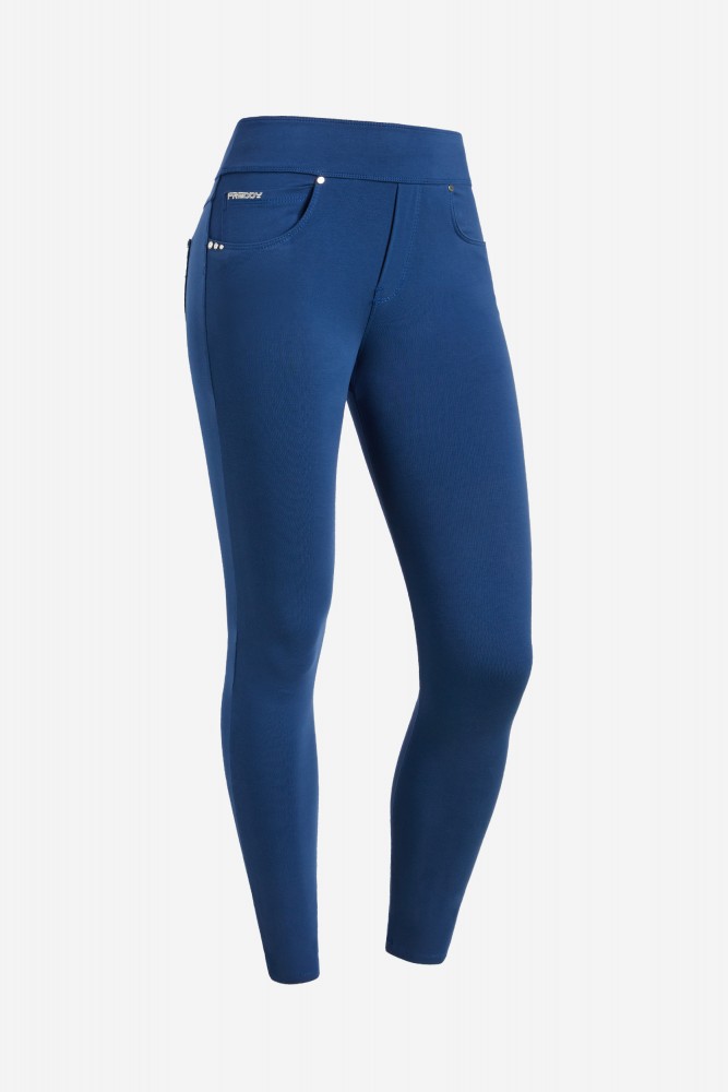 N.O.W.® uske hlače sa srednje visokim strukom od jerseya