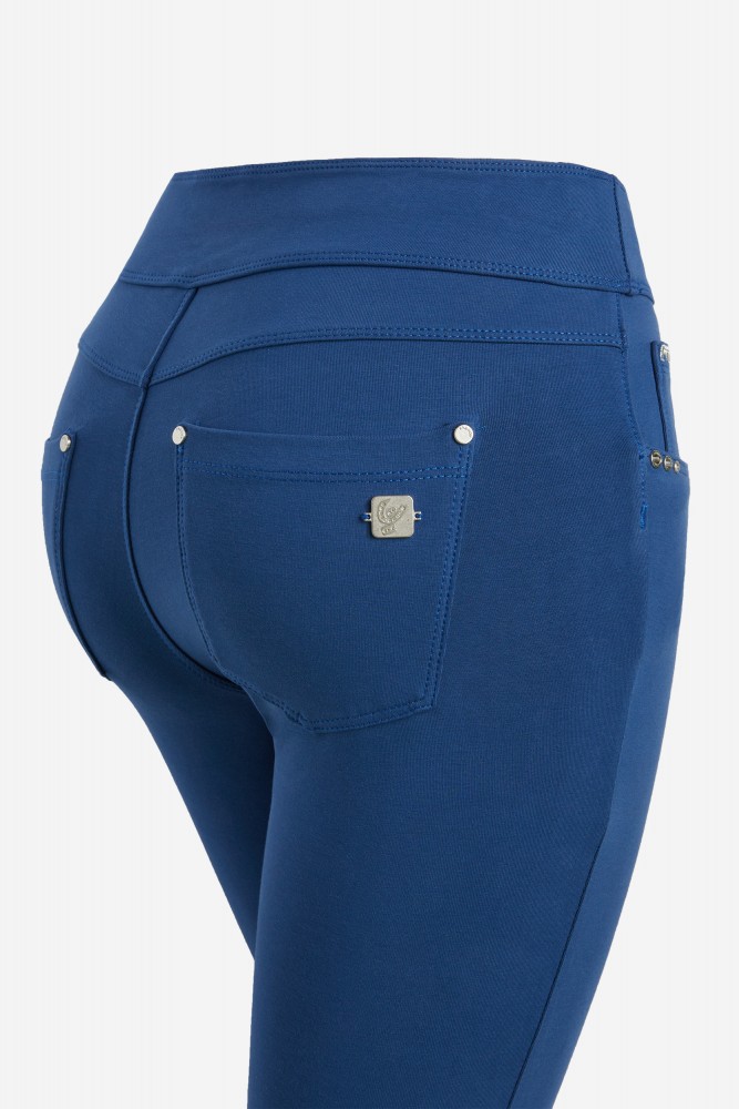 N.O.W.® uske hlače sa srednje visokim strukom od jerseya