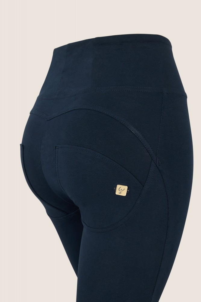 WR.UP® uske push-up hlače visokog struka od organskog pamuka