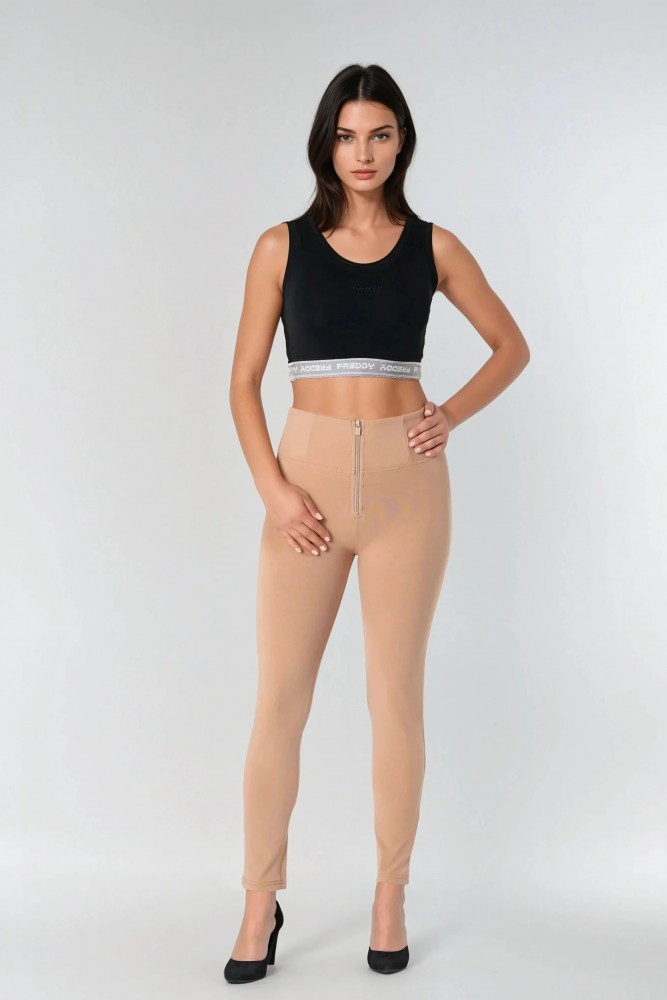 WR.UP® skinny hlače push-up z visokim pasom iz organskega bombaža,