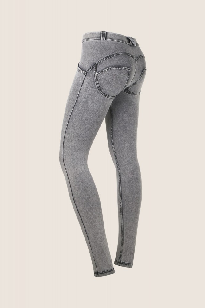 WR.UP®, normalen pas, organski bombaž, skinny, sive, denim efekt.