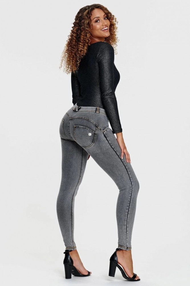 WR.UP®, NORMALAN STRUK, SKINNY, SIVI, DENIM EFEKT, SVIJETLO ISPRANE