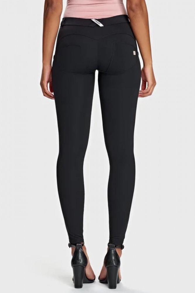 WR.UP®, NORMALAN STRUK, SKINNY, D.I.W.O.® PRO TKANINA, CRNE BOJE