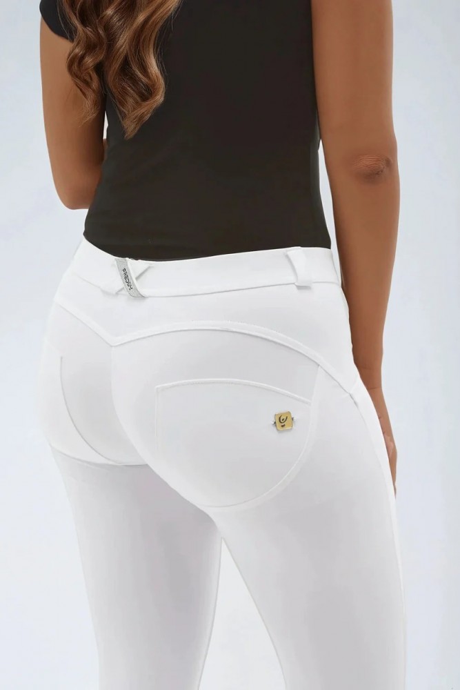 WR.UP®, NORMALEN PAS, SKINNY, D.I.W.O.® PRO TKANINA, BELE BARVE