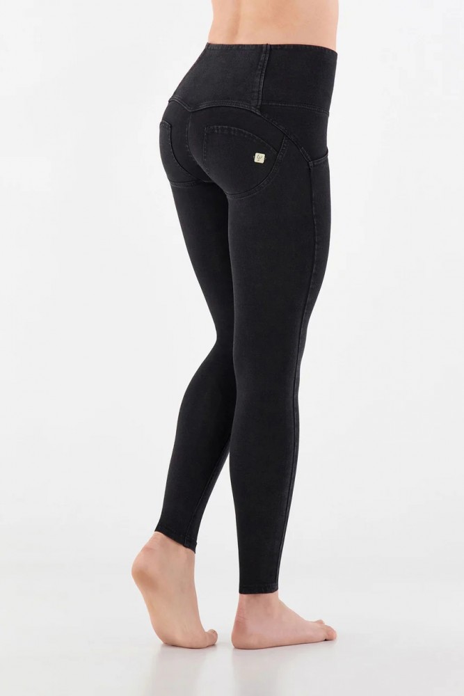 WR.UP® Push Up skinny hlače z visokim pasom in gumbi,