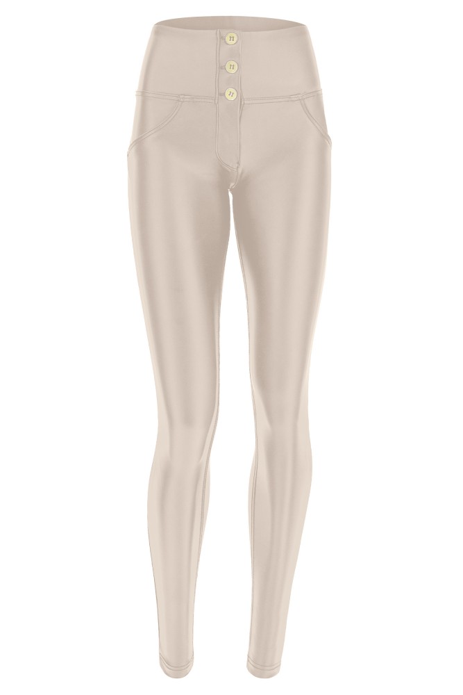 WR.UP® skinny push up hlače od umjetne kože s visokim strukom i gumbima