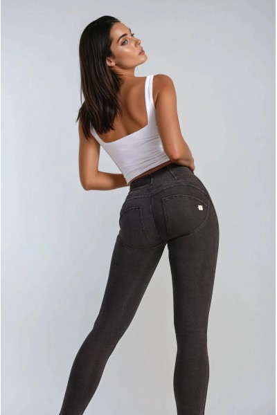 WR.UP® traper, visoki struk, normalna dužina, s patentnim zatvaračem, tamno plave s plavim šavovima