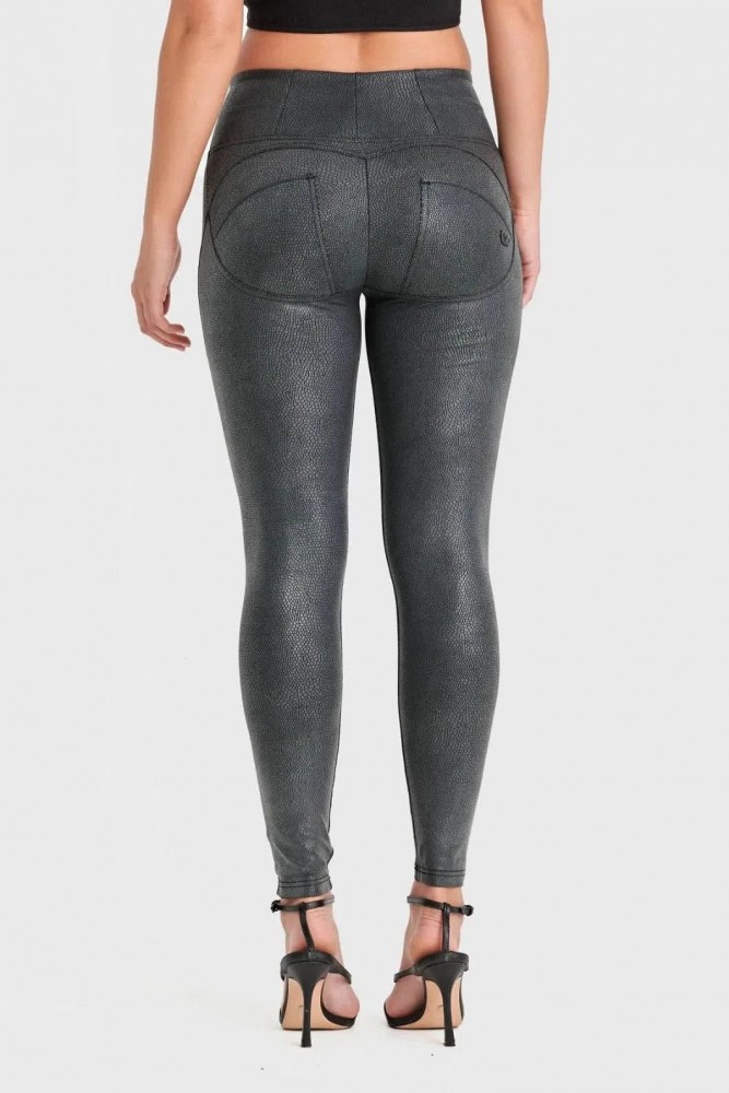 WR.UP® superskinny hlače od umjetne kože s uzorkom zmijske kože i visokim strukom