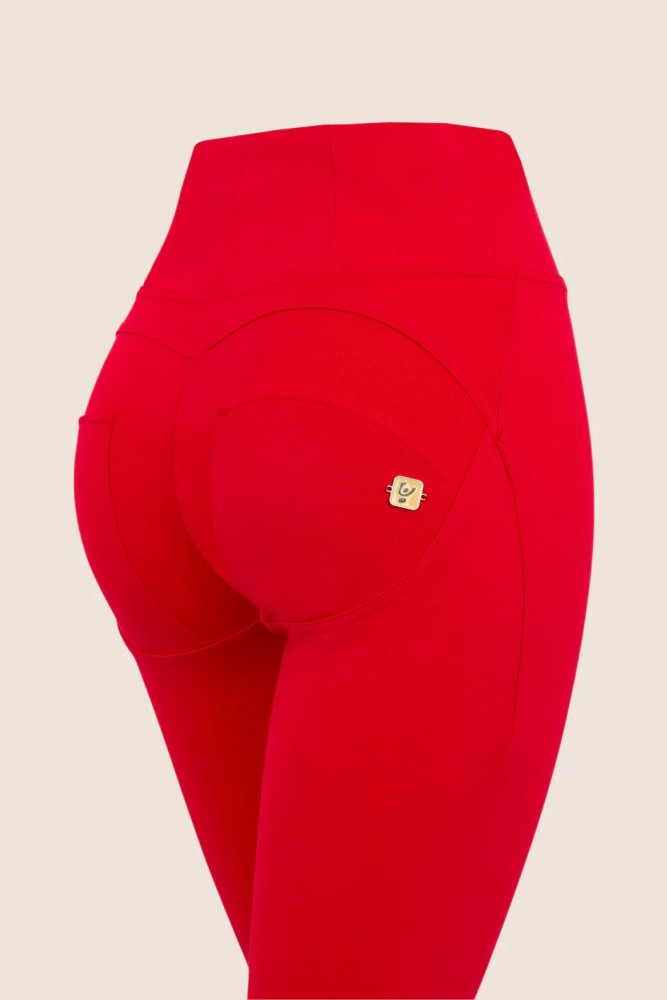 WR.UP® 7/8 skinny hlače push-up z visokim pasom iz organskega bombaža, SS26