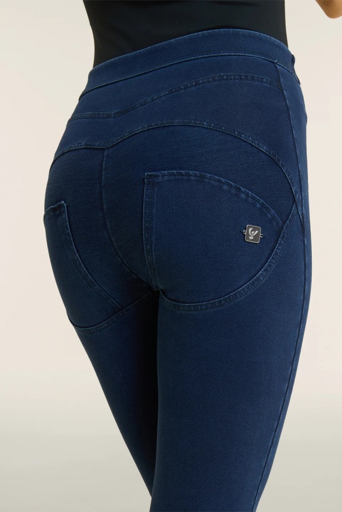 WR.UP® super skinny push-up hlače 7/8 dolžine z videzom jeansa