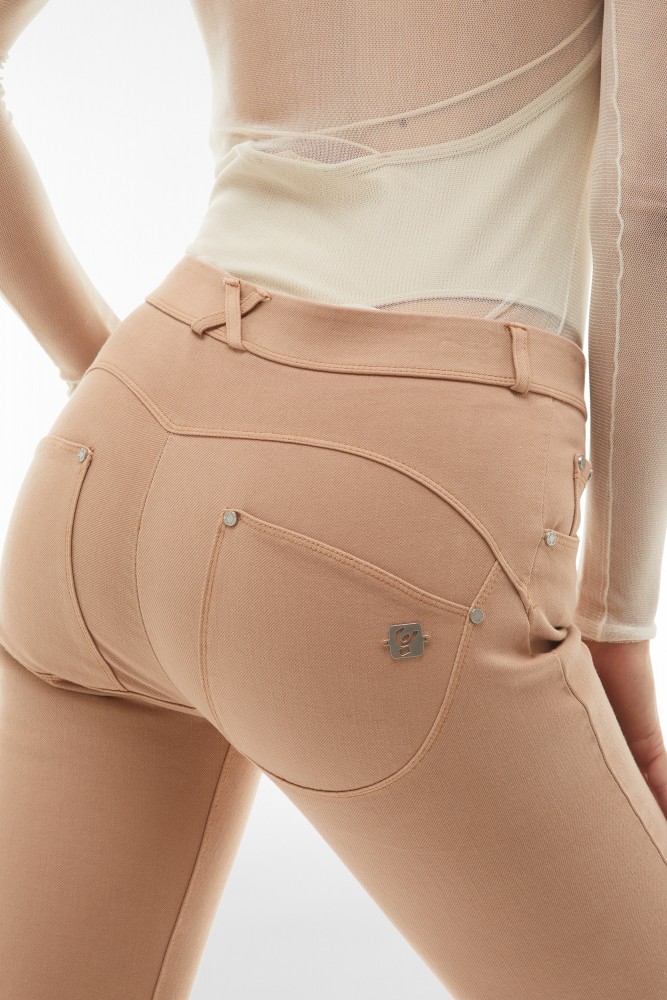 WR.UP® hlače visokog struka od premium tkanine