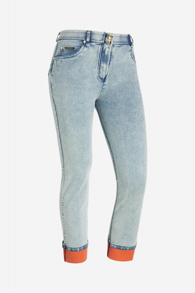 WR.UP® traperice 7/8, ravnog kroja s kontrastnim zavihkom za moderan izgled