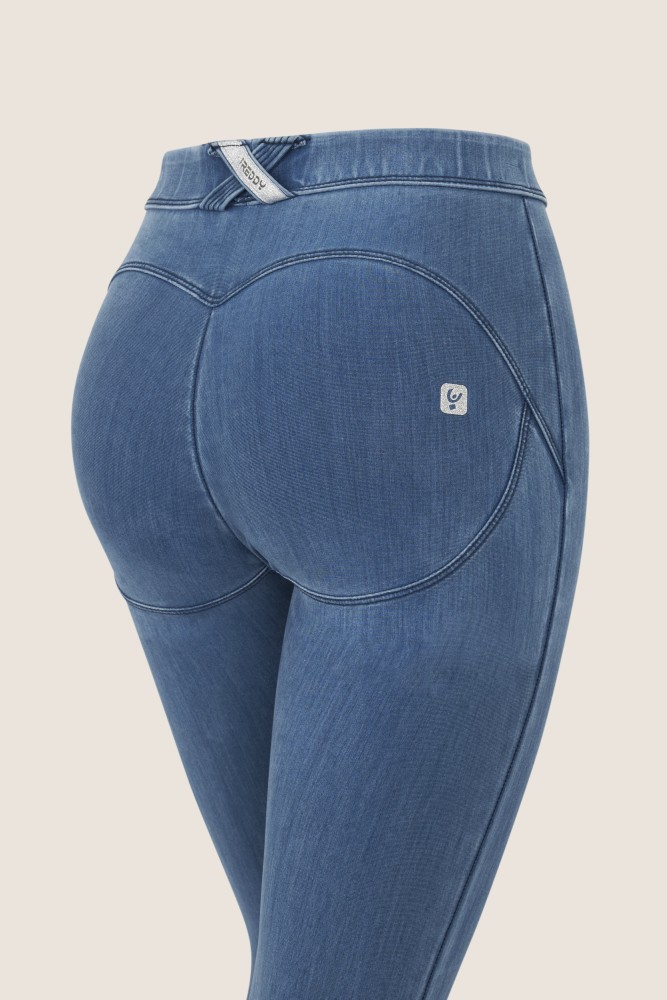 WR.UP® CORE hlače z normalnim pasom iz Tencel temnega denim-a, 